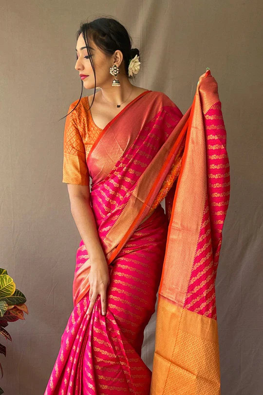 Hot Pink Patola Sareeim - Image 3