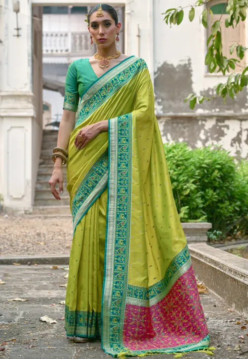 Banarasi Saree in Cream - Image 7