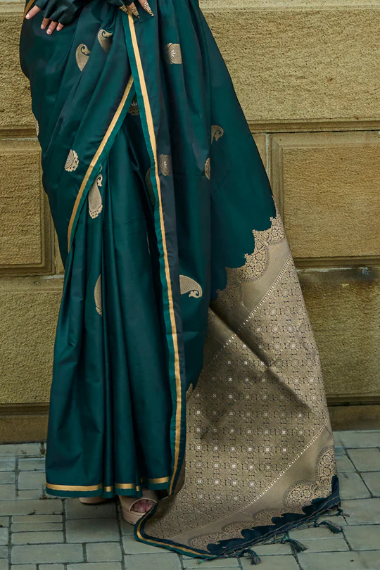 Green Banarasi Silk Saree - Image 3
